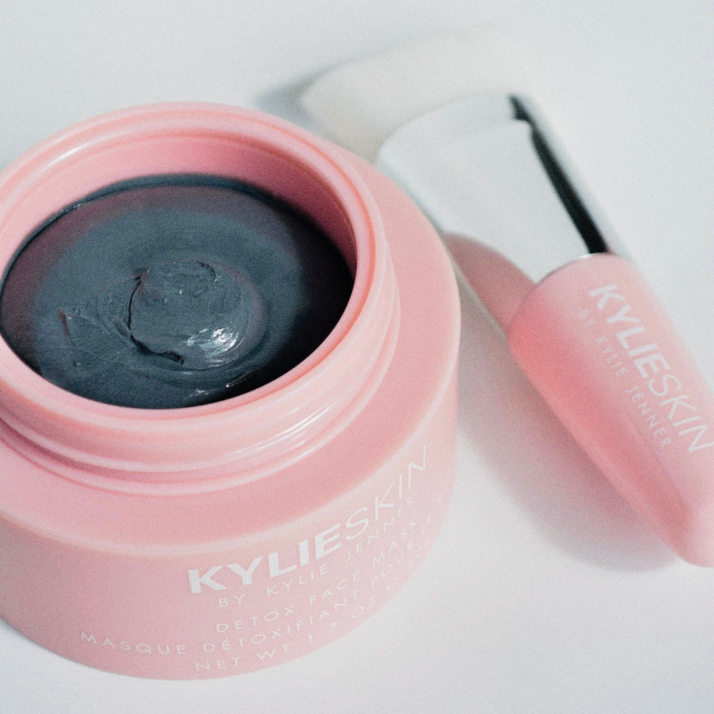 Face Mask Brush